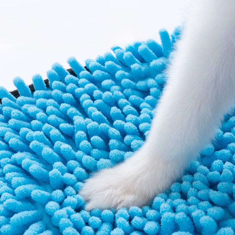 Microfiber Quick-Dry Pet Towel with Hand Pockets